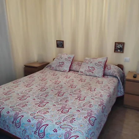 1 Bedroom In The Center Of *